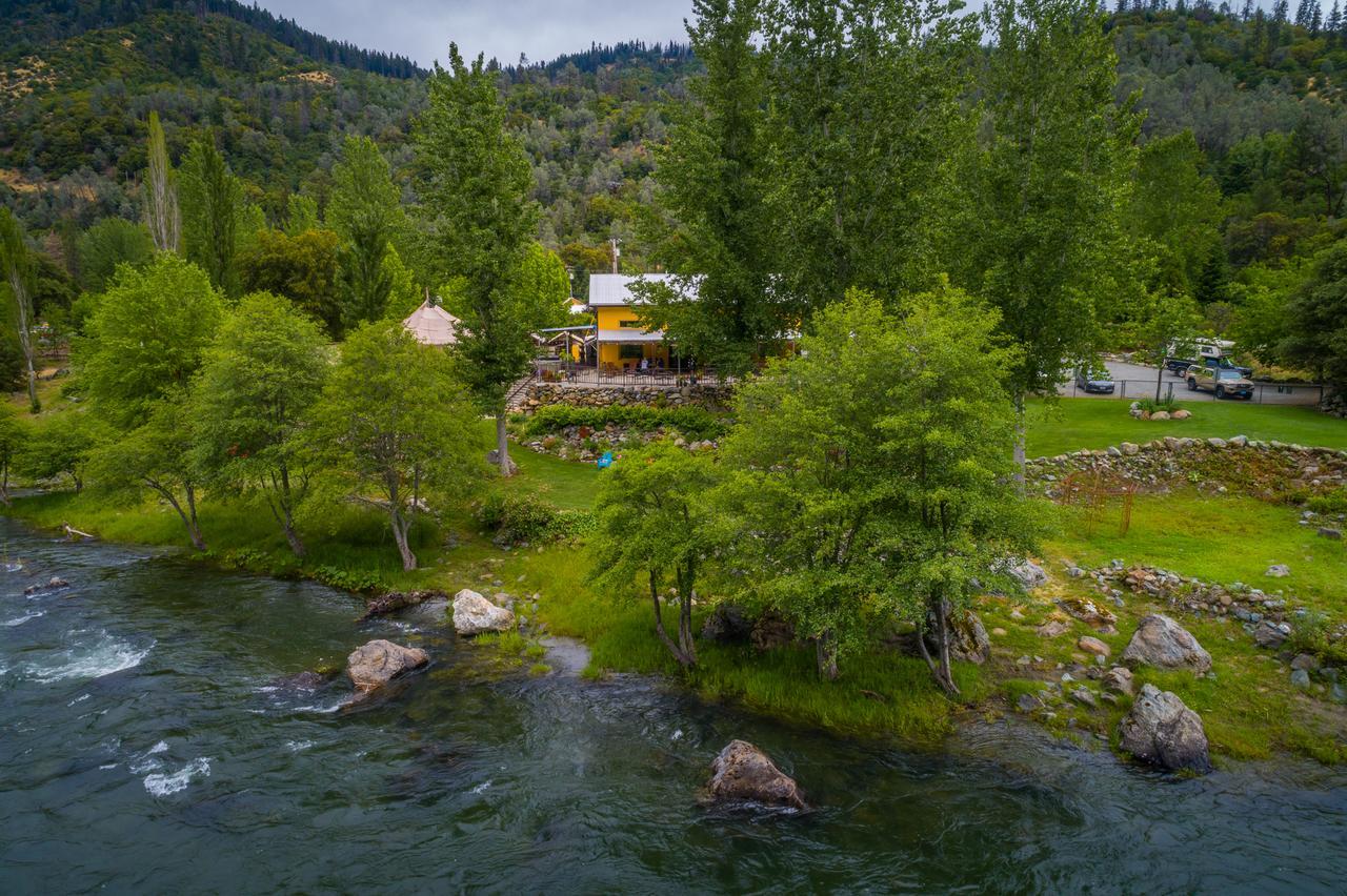 Strawhouse Resorts Big Bar Екстер'єр фото